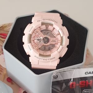 Women's Casio Gshock baby pink watch